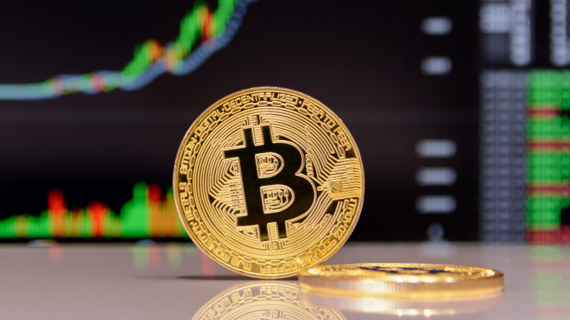 Penghasilan prekyba bitcoin 2022 Ar galite užsidirbti pinigų kasant kriptovaliutą