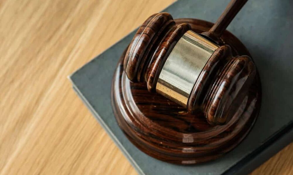 The Economist: 37% Peserta Survei Ingin Bitcoin Dilegalkan 