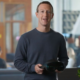 CEO Meta, Mark Zuckerberg telah mengenalkan headset VR baru, Quest Pro. Foto: Meta Inc.