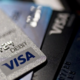 Ilustrasi perusahaan layanan pembayaran, Visa. Sumber: Getty Images.