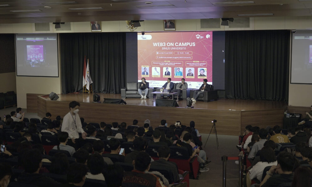 Tokocrypto bekerja sama dengan IDNFT menyelenggarakan sebuah acara edukatif, "Web3 On Campus" di Binus University pada Jumat, 16 Juni 2023. Sumber: IDNFT.