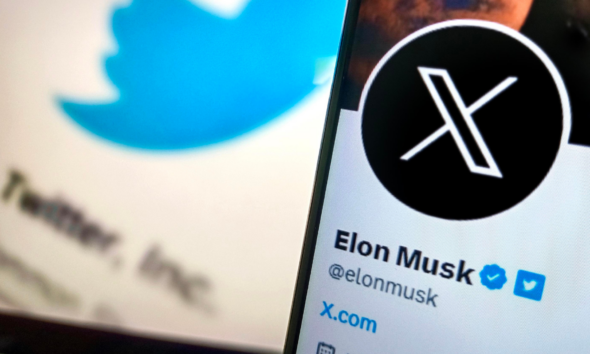 Elon Musk ganti nama dan logo Twitter jadi X. Sumber: Getty Images.