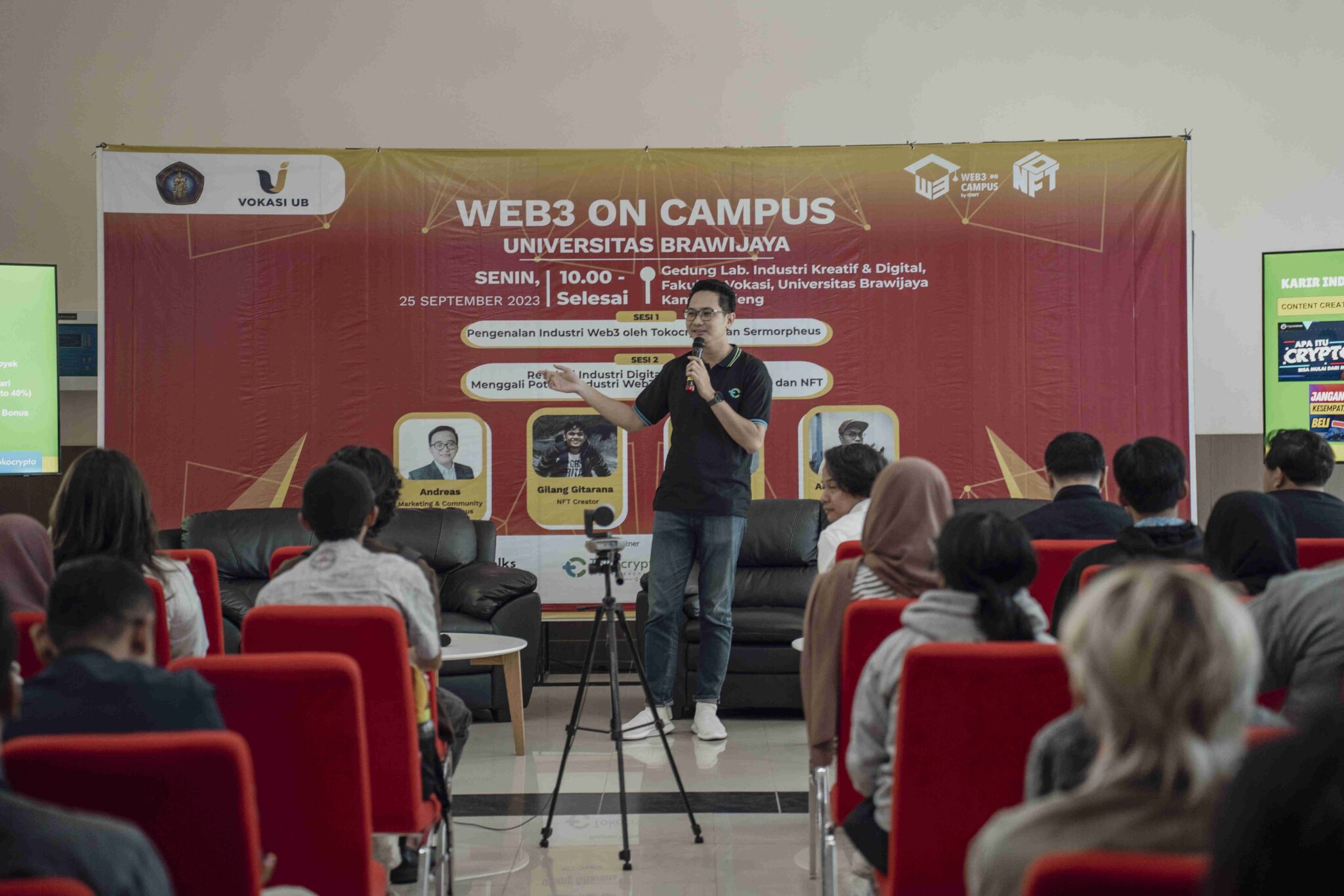 CMO Tokocrypto, Wan Iqbal di acara-Web3 On Campus. Sumber: IDNFT.