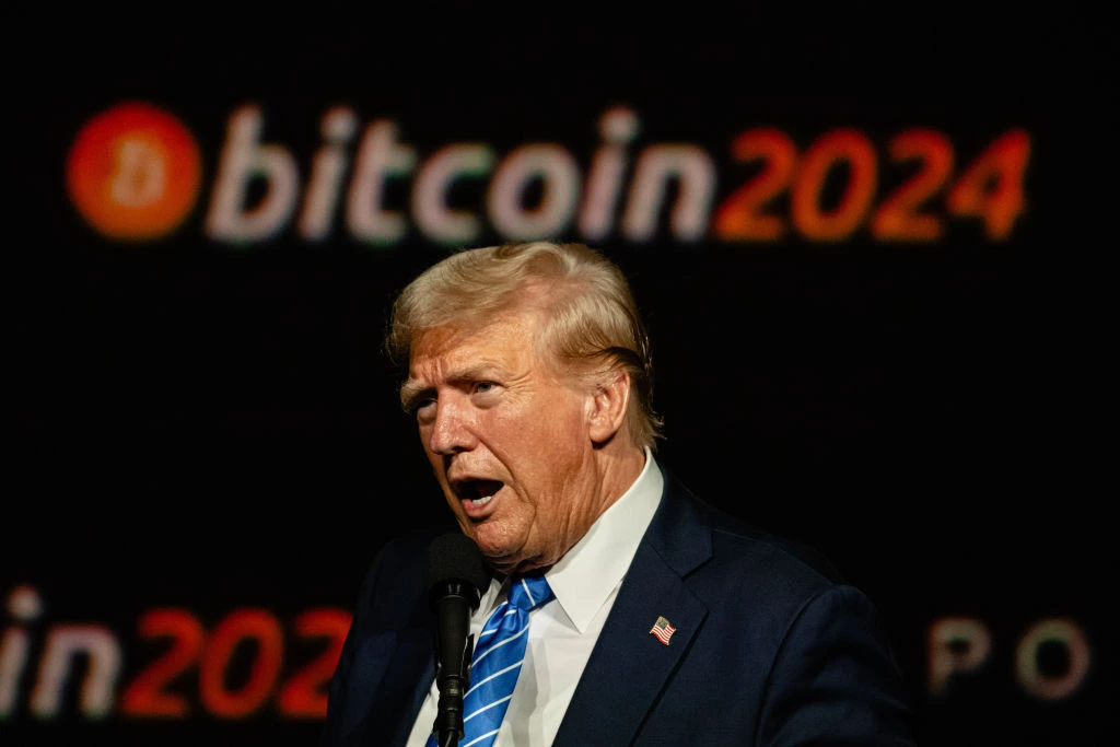 Donald Trump di acara Bitcoin Conference 2024.