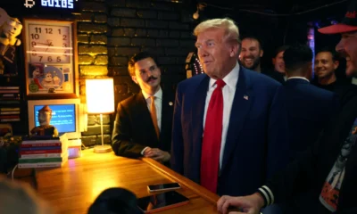 Donald Trump Beli Burger dengan Bitcoin di New York City, Sebut Ini Pertama Kalinya dalam Sejarah Presiden AS. Suimber: Bloomberg.