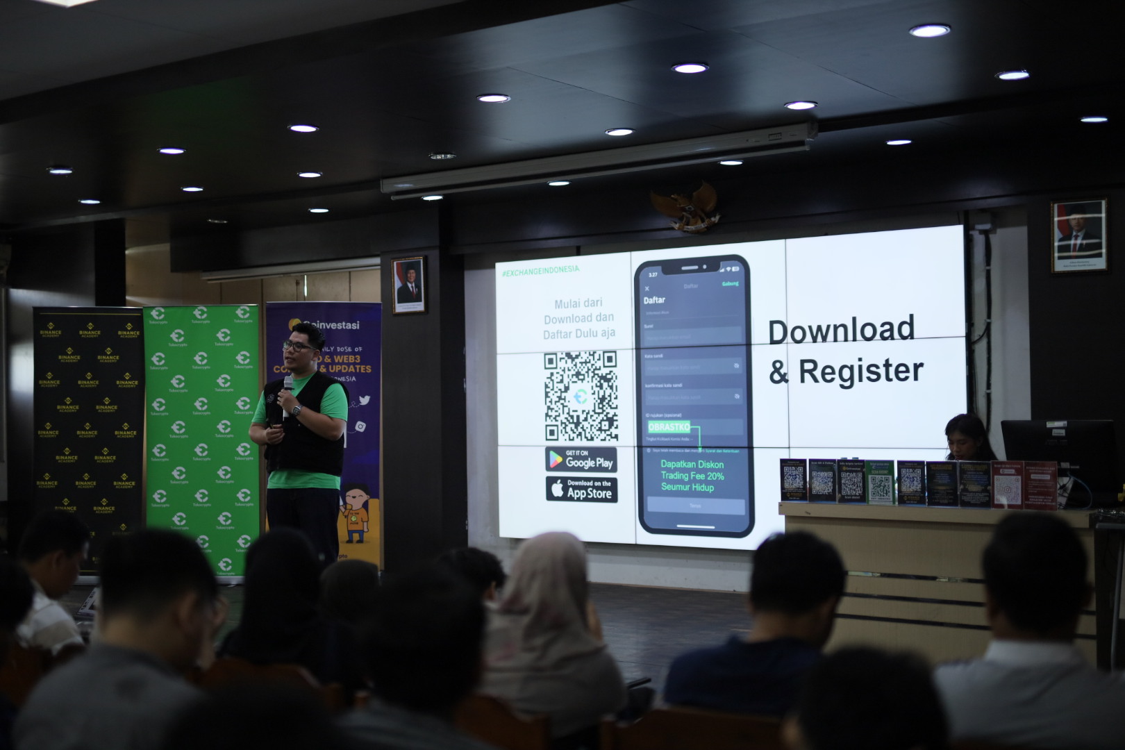 Tokocrypto dan Binance Academy, bersama Coinvestasi, sukses menggelar rangkaian perdana Web3 University Tour 2025.