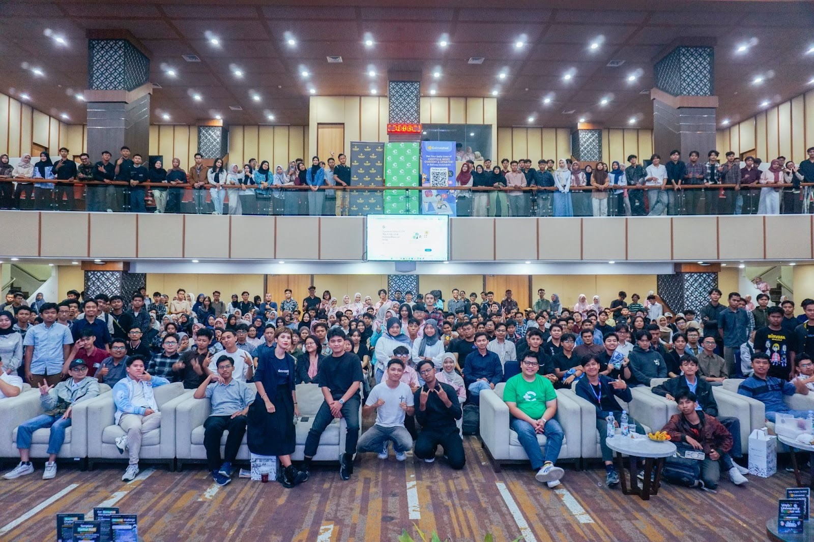 Para peserta memadati Web3 University Tour 2025. Sumber: Coinvestasi.