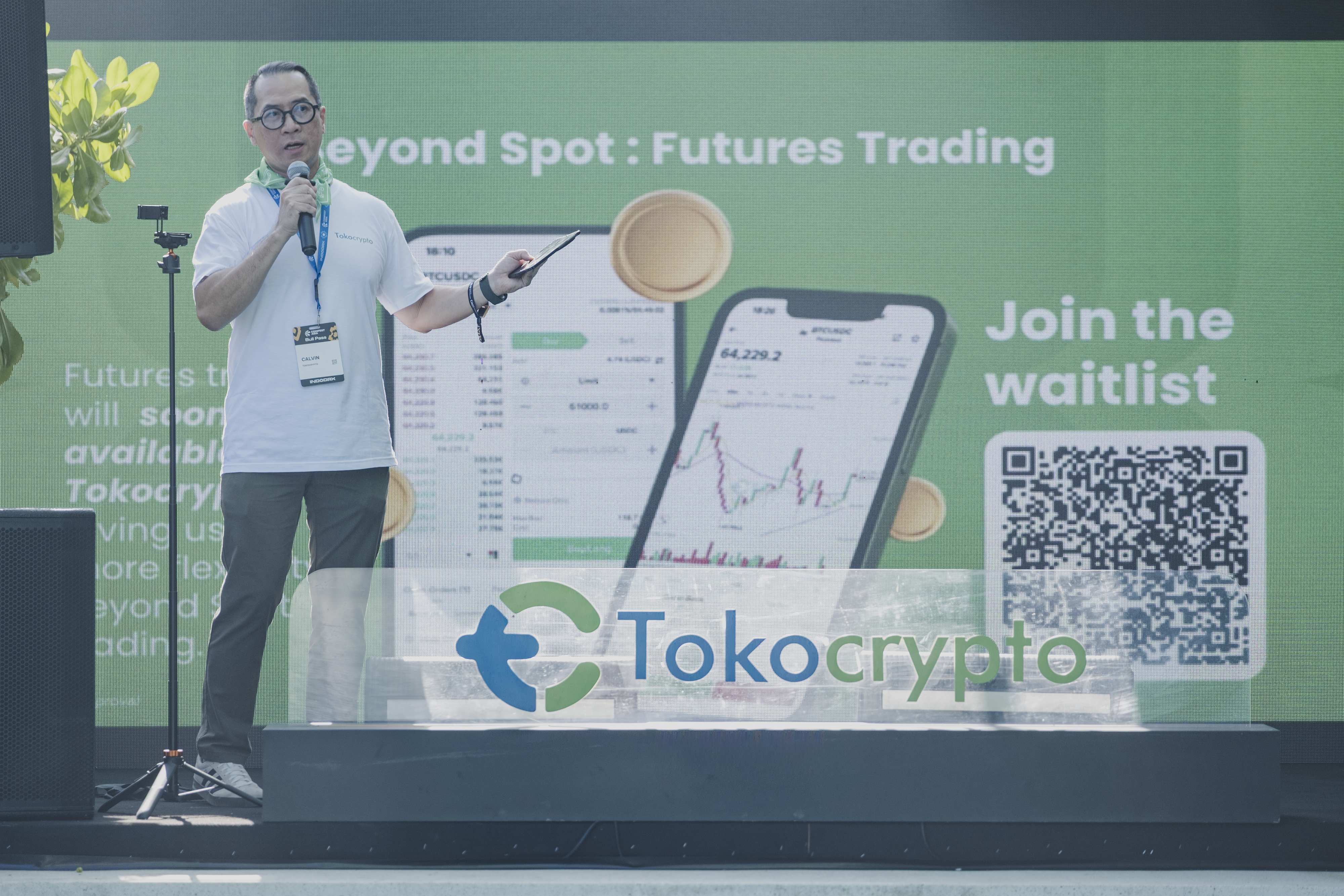 CEO Tokocrypto, Calvin Kizana di acara Tokocrypto Beach Horizon, bagian dari perhelatan Coinfest 2026 di Bali pada 21 Agustus 2026. Sumber: Tokocrypto.